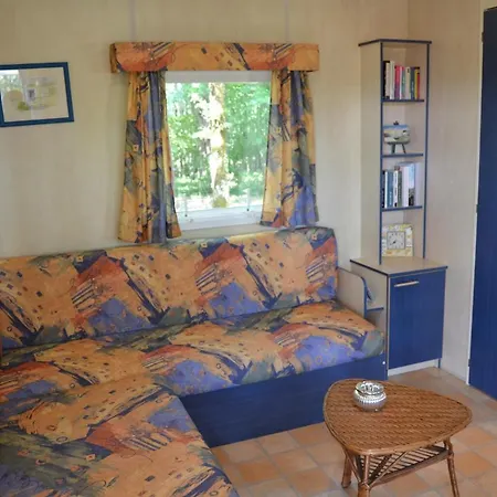 Mobile Des Pins Campingplads Chatignac